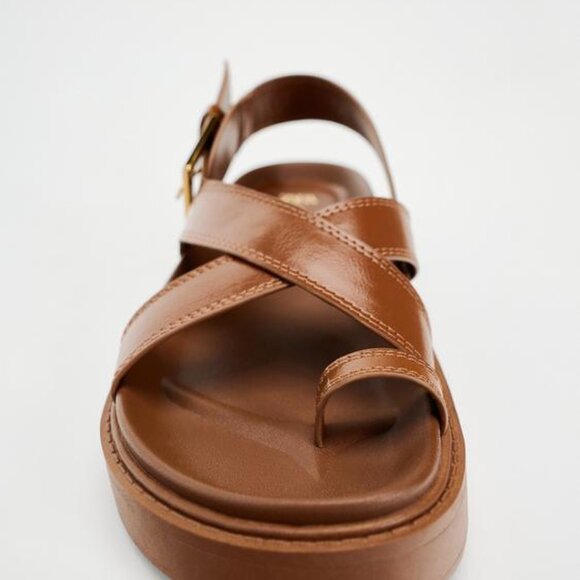 ZARA CROSS STRAP FLAT SANDALS - Picture 3 of 9